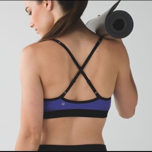 Lululemon Hold Your Om II Sport Bra in Iris Flower - Picture 2 of 8
